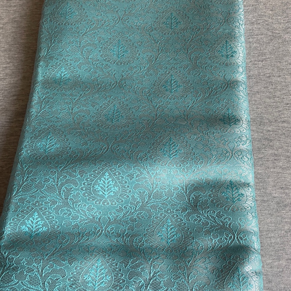 Saree - Picture 3 of 6